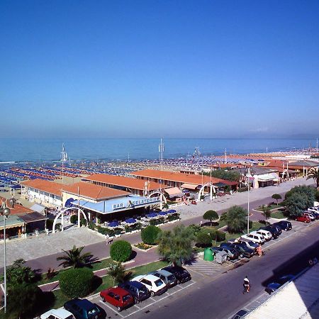 شقة Villino Caproni فياريجيو المظهر الخارجي الصورة